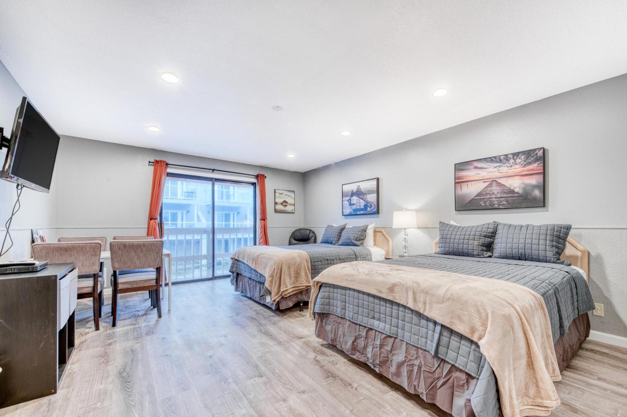 Sea Treasures Inn Rockaway Beach Room photo