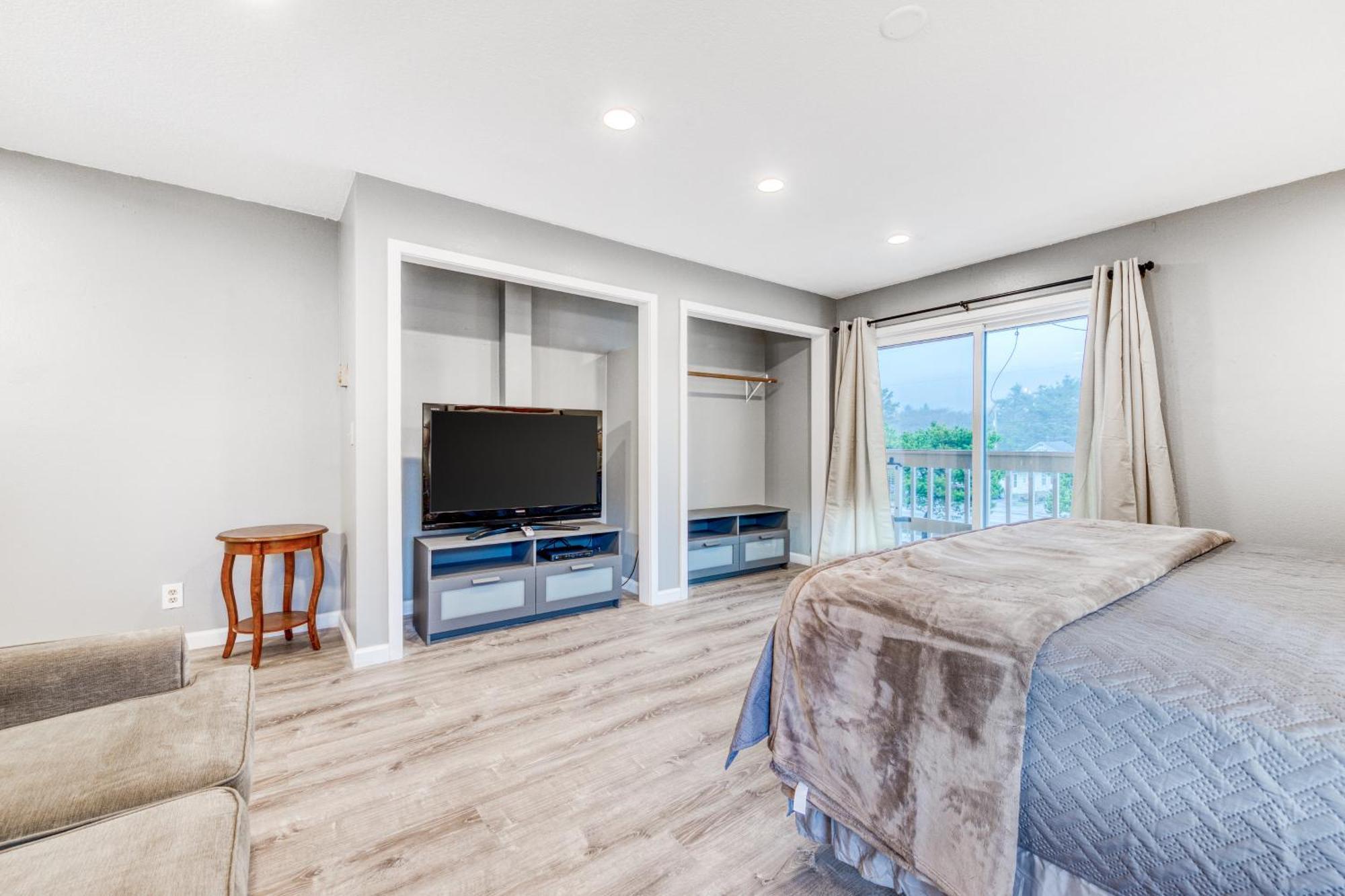 Sea Treasures Inn Rockaway Beach Room photo